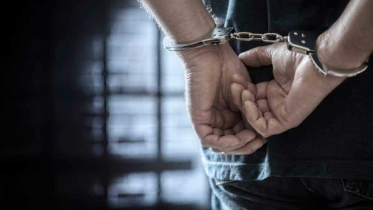 Condenan a religioso que golpeó y abusó sexualmente de una mujer