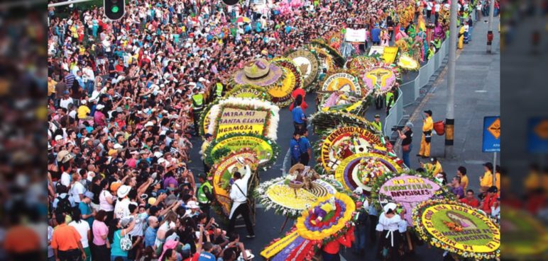 Dos reconocidos futbolistas fueron atracados durante la Feria de los Flores