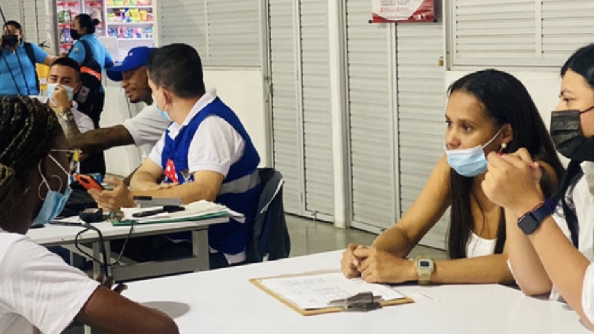 Inician las entregas de incentivos para beneficiarios de 'Jóvenes en Acción'