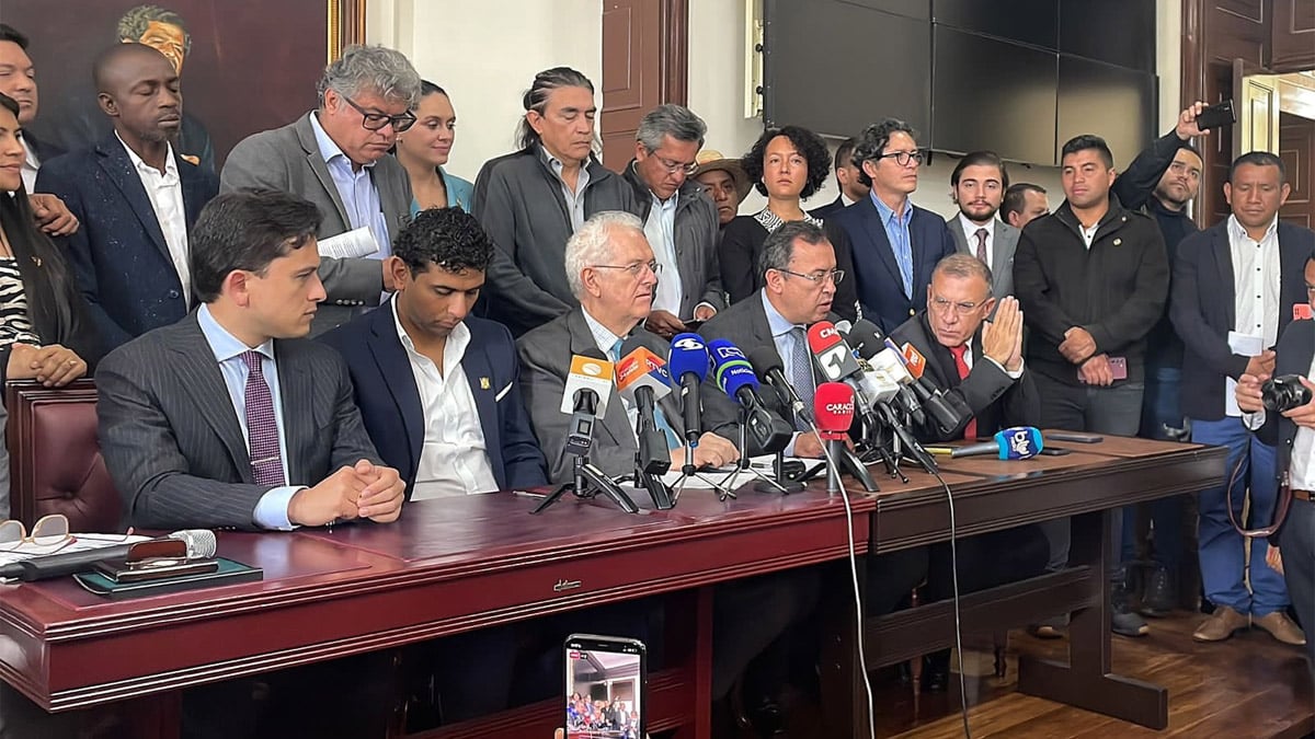 Ministro de Hacienda presentó reforma tributaria ante el Congreso
