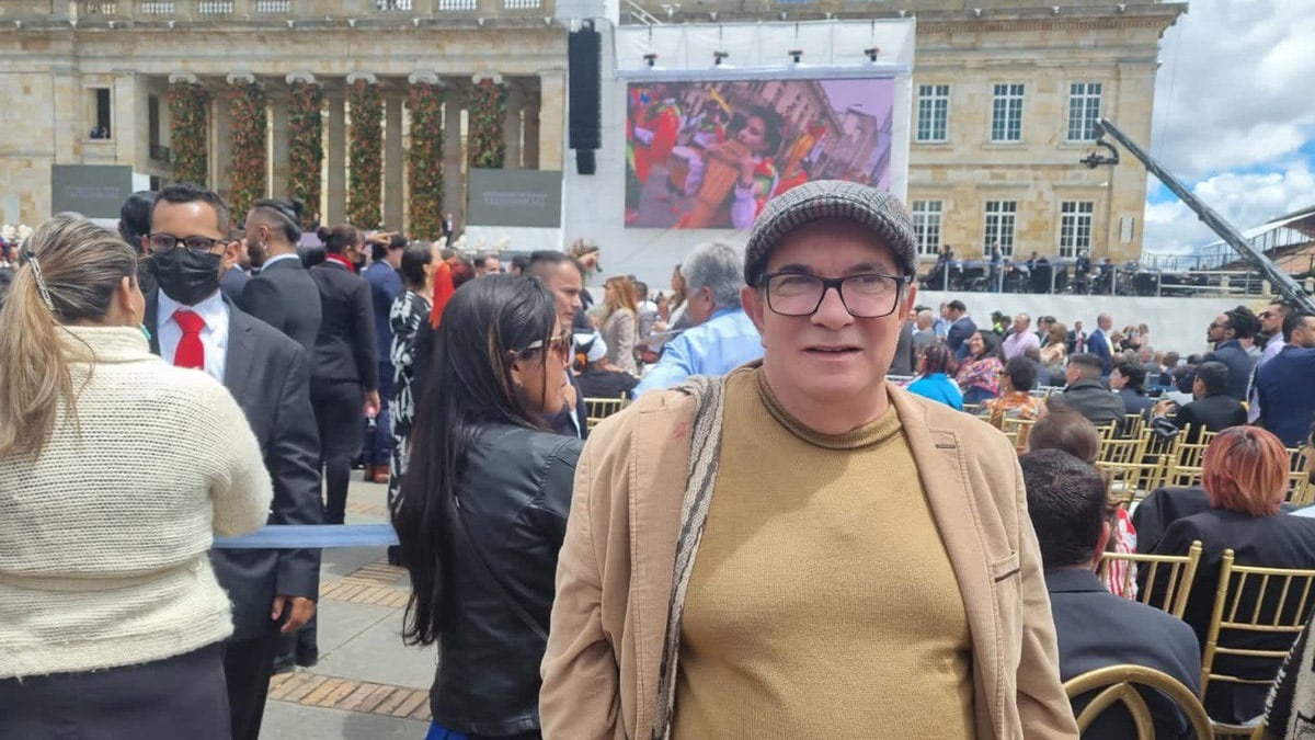 Partido Comunes llamó a los paramilitares a acogerse a la justicia