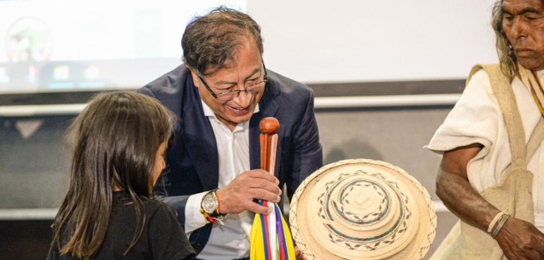 Presidente Gustavo Petro pidió a  ministerios eliminar 'nóminas paralelas'