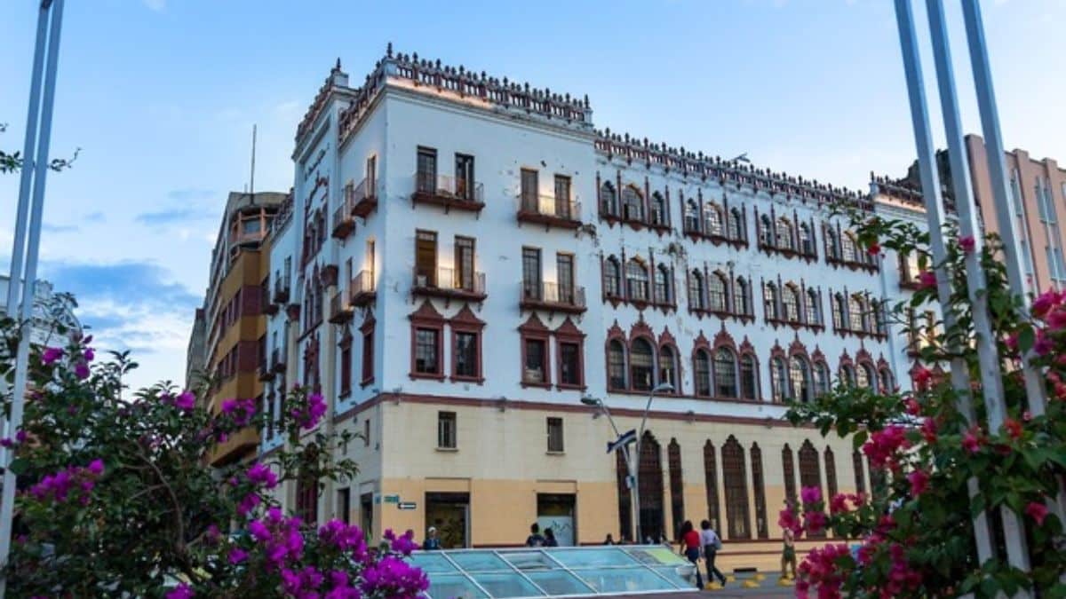 Hay 130 vacantes de obra para la troncal oriental del MÍO, tramo I