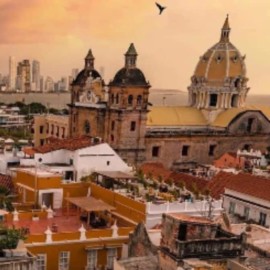 Turistas fueron amenazados por no comprarle a vendedores en Cartagena