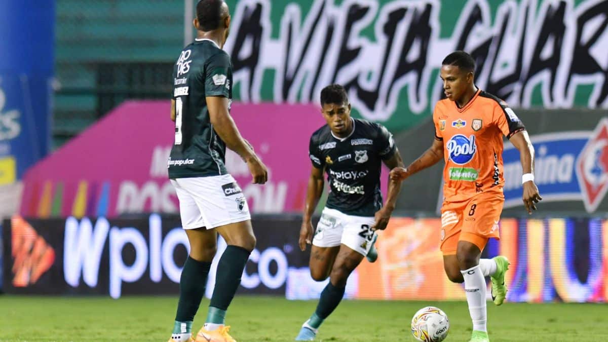 Video: Hinchas furiosos tras goleada al Deportivo Cali en Palmaseca