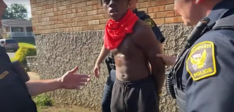 Video: Influencer se puso de gracioso a llamar a línea de urgencia y terminó preso