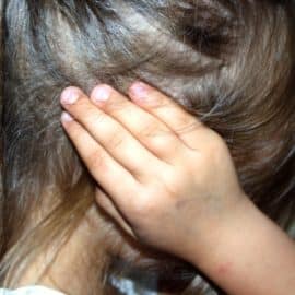 Video: Revelan maltrato de una funcionaria a una niña en centro del ICBF