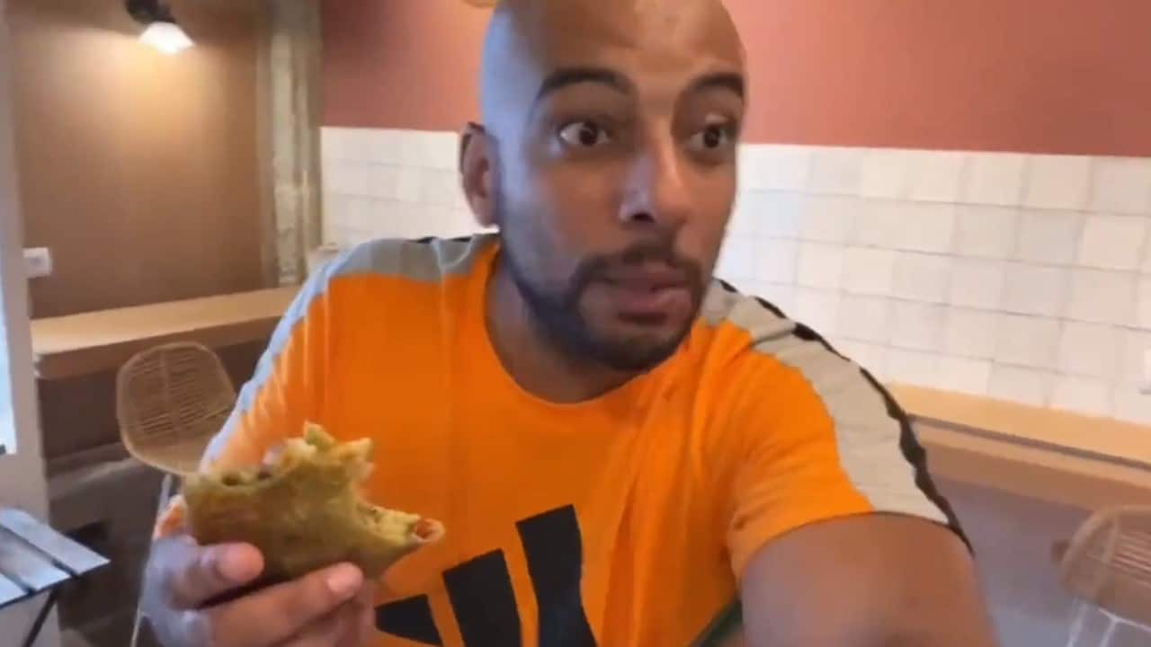 Youtuber armó un escándalo en restaurante cuando le pidieron pagar su comida