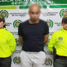 Capturan a hombre que se hacía pasar por conductor para abusar de sus clientas