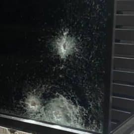 Esto se sabe de los ataques al edificio residencial en el que vivía Andrés Escobar