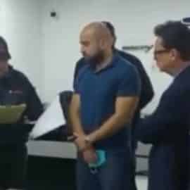 Coronel acusado de asesinar a 3 jóvenes en Chochó, ya está en Colombia