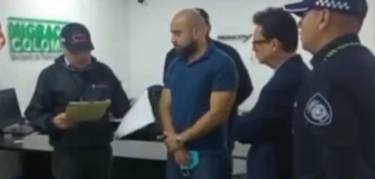 Coronel acusado de asesinar a 3 jóvenes en Chochó, ya está en Colombia