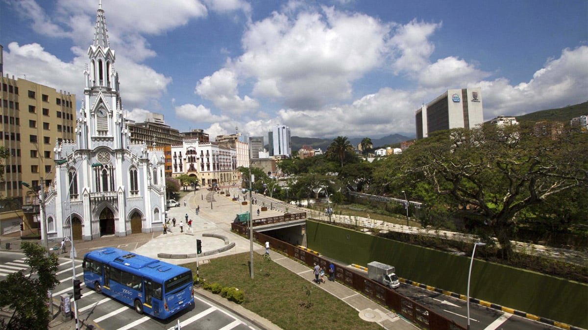 Con creación de comité, sigue recuperación de emblemática iglesia La Ermita