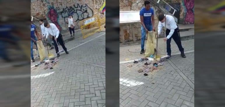 Denuncian que salieron a marchar y les tiraron bolsas con excremento