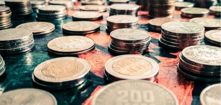 Economía de Colombia crecerá un 1,2 % en 2023 y un 1,5 % en 2024, según estudio