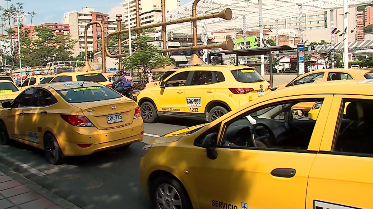 Continúa proceso de cambio de carretillas a vehículos motorizados en Cali