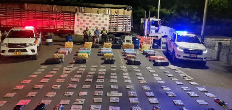 Incautan en Valle camión cargado con droga avaluada en 400 millones