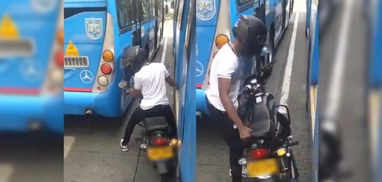 Increíble: Qué tal la imprudencia de este hombre al intentar pasar dos buses del MÍO
