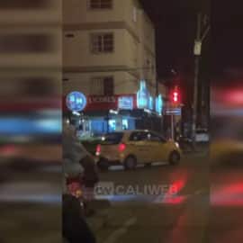 Ladrones en moto robaron un estanco recién inaugurado en el sur de Cali