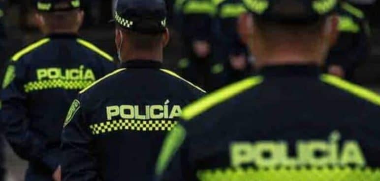 Renuncia masiva de la Policía: salieron de la institución 34 oficiales