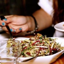 Restaurantes tendrán que hacer visible precios de productos: SIC