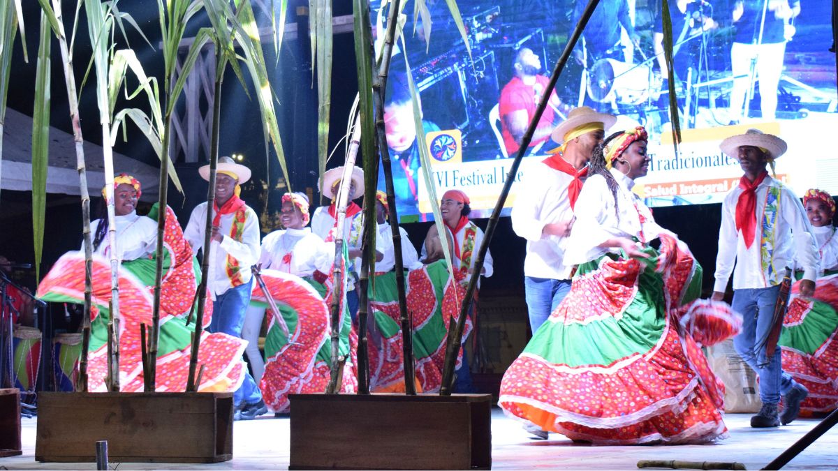 xvi-festival-internacional-de-bailes-tradicionales-una-fiesta-llena-de-arte-29-09-2022-3