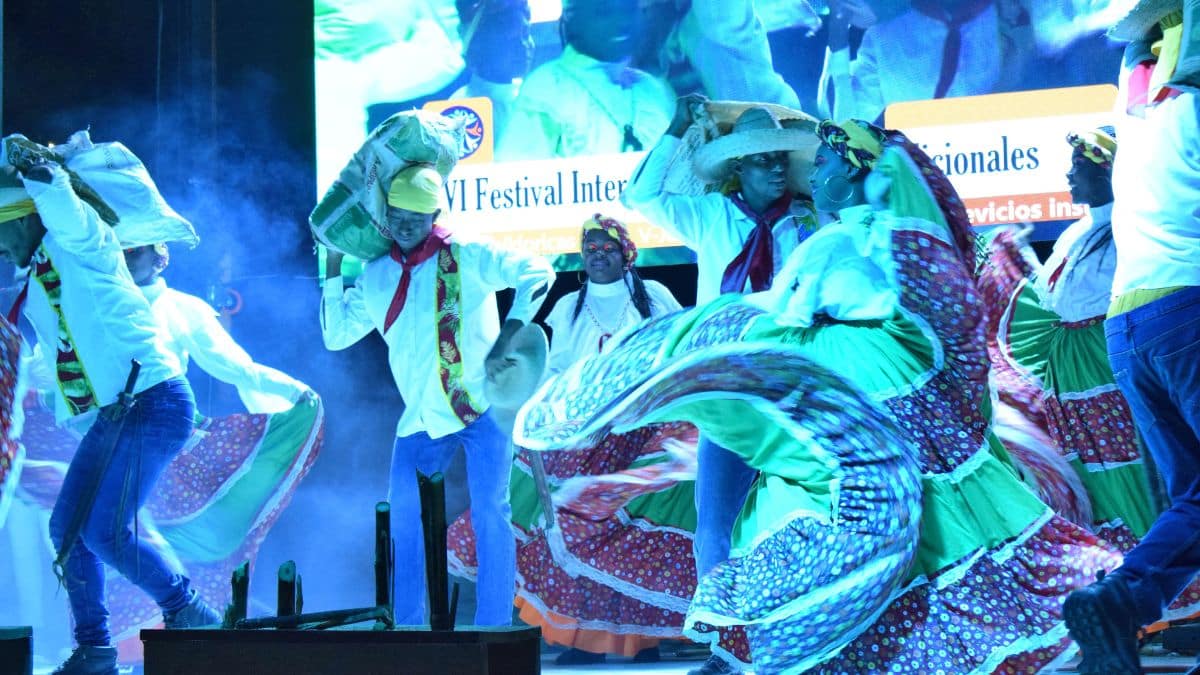 xvi-festival-internacional-de-bailes-tradicionales-una-fiesta-llena-de-arte-29-09-2022-4