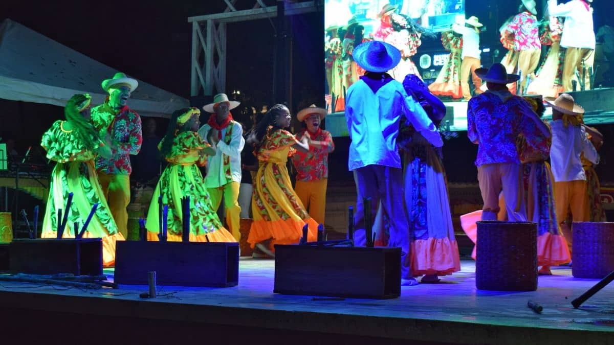xvi-festival-internacional-de-bailes-tradicionales-una-fiesta-llena-de-arte-29-09-2022-5