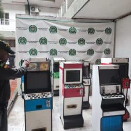 Autoridades incautaron máquinas de juegos de azar en el centro de Cali