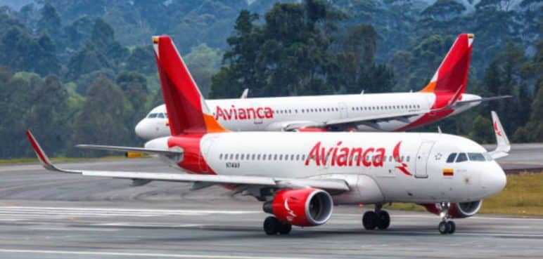 Dejan en libertad a hombre que presuntamente tocó a niño en un vuelo