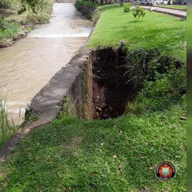 Muro de contención en el río Cali está a punto de caer por duro invierno
