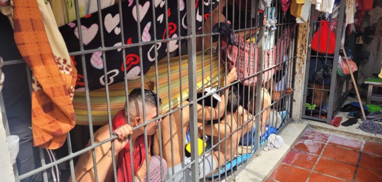 Ocho personas se fugaron de la estación de Policía Meléndez: Ya hay 4 recapturados