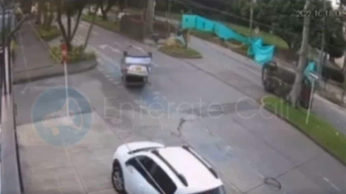 Revelan video del aparatoso accidente entre dos vehículos en el sur de Cali