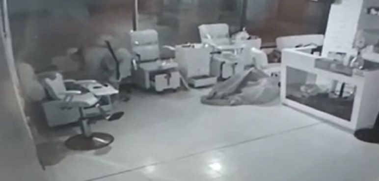 Video: Delincuente robó más de  millones en salón de belleza en el sur de Cali