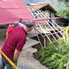 Al menos 20 casas afectadas dejan inundaciones en Roldanillo, Bolívar y La Unión