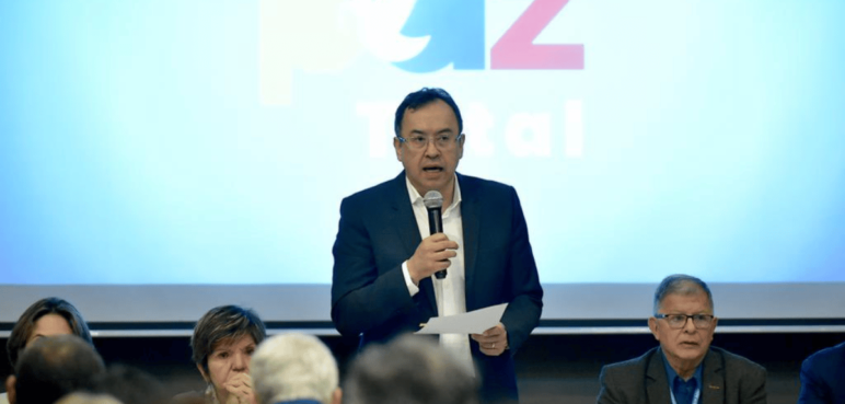 Alfonso Prada, ministro del interior esclarece acusaciones por presunto acoso sexual