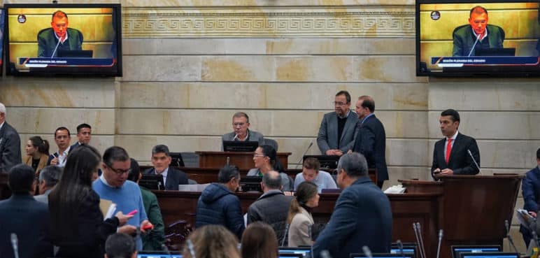 Salario de congresistas subió un 14,62%: Conozca aquí en cuánto quedó