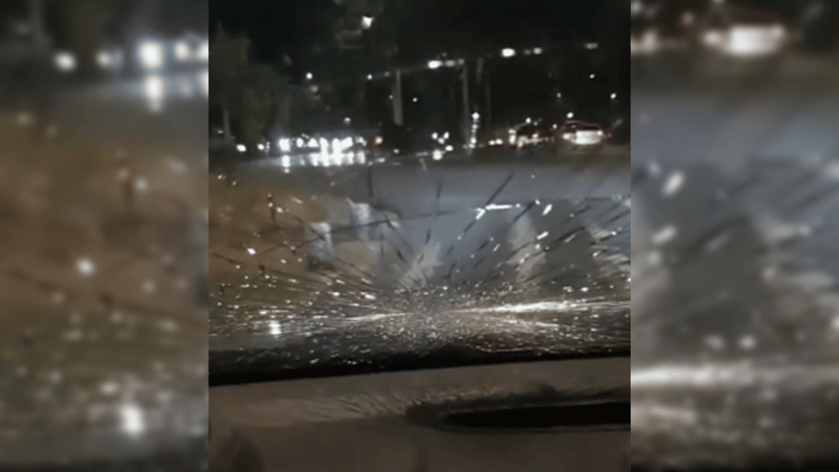 Vehículo terminó en un canal de aguas residuales en el oriente de Cali