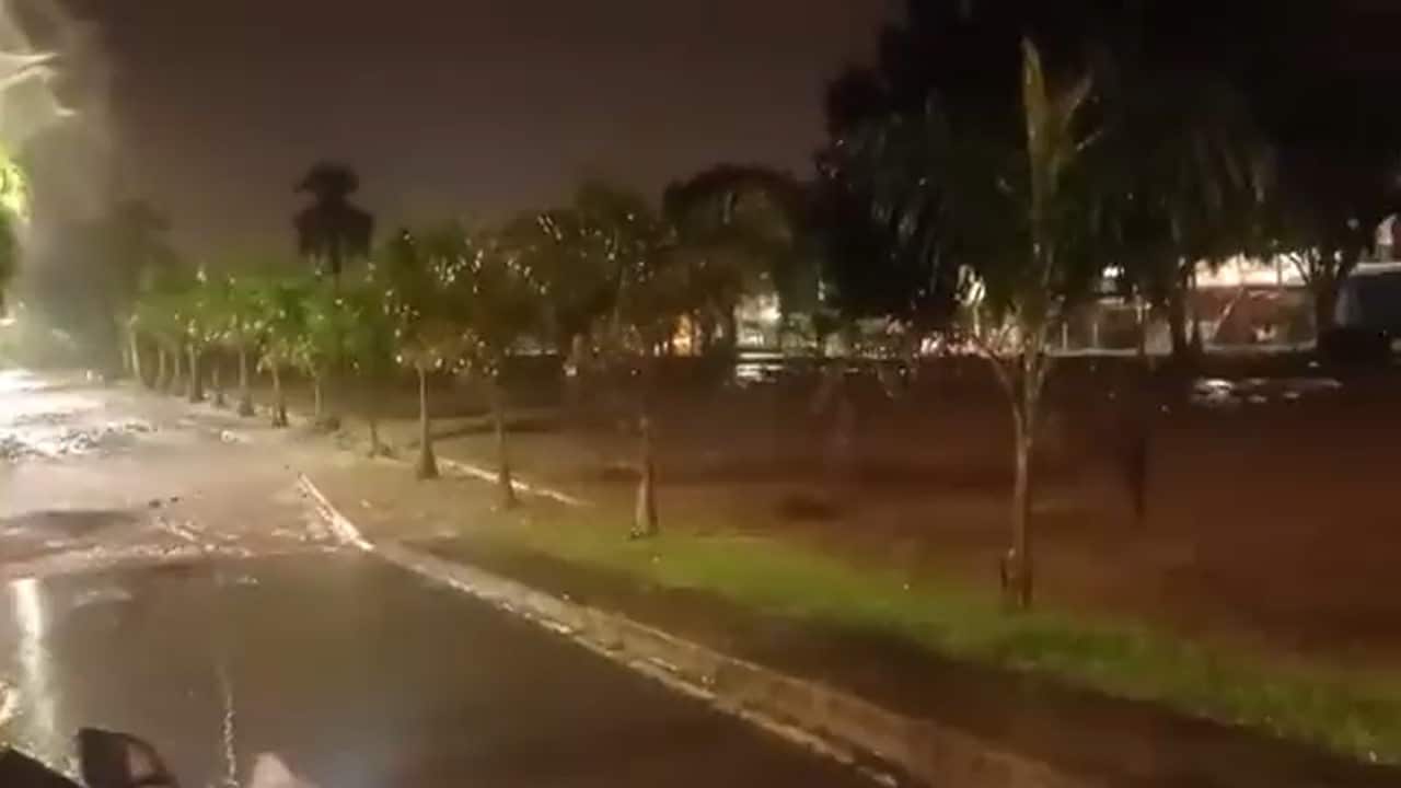 Desbordamiento del río Tuluá dejó vías, locales y viviendas inundadas