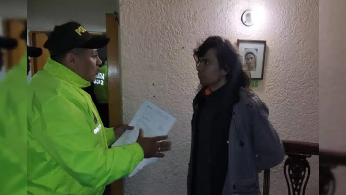 Cárcel para policías que permitieron golpiza de abusador de menor en Transmilenio