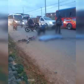 Trágico accidente: hombre en bicicleta murió tras ser arrollado por un camión