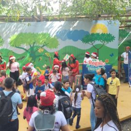 asi-se-vivio-la-entrega-de-regalos-en-el-zoologico-de-cali-23-12-2022