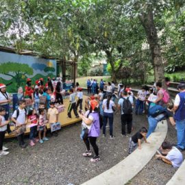 asi-se-vivio-la-entrega-de-regalos-en-el-zoologico-de-cali-23-12-2022