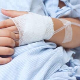 Autoridades investigan si gaseosa que mató a niño en Soledad tenía insecticida