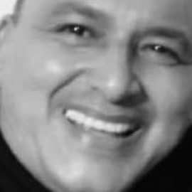¡De no creer! Asesinan a líder mientras adornaba la navidad en su casa