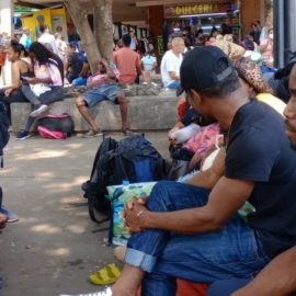 Tras ser estafados, migrantes haitianos quedaron varados en Cali