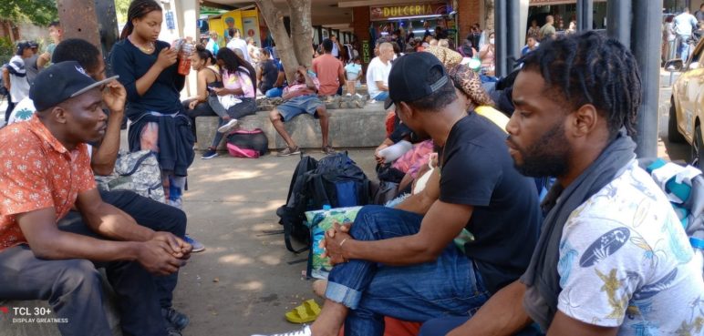 Tras ser estafados, migrantes haitianos quedaron varados en Cali