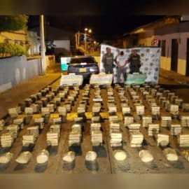 Cayeron dos toneladas de marihuana en vías del Valle, hay varios capturados