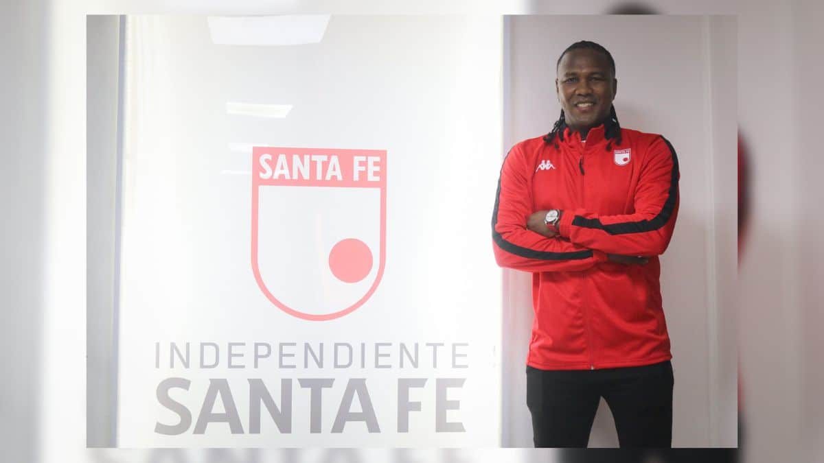 Video: 'Juanfer' Quintero falla penal en su presentación oficial con Junior