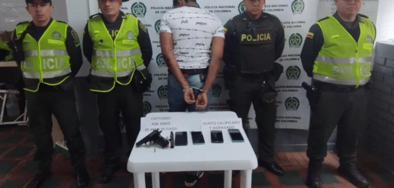 Capturaron a ladrón y recuperan cuatro celulares en Villa del Sur, Cali